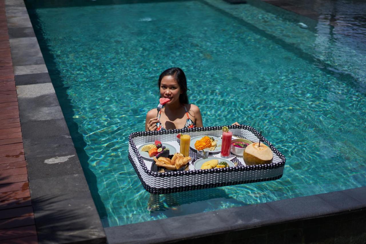 Kubu Tropis Hotel Ubud Exterior foto